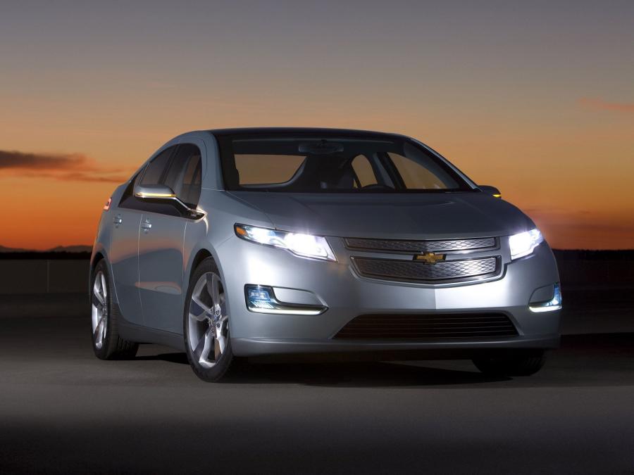  Chevrolet Volt Production Show Car 2011 года  (фото 37 из 55)